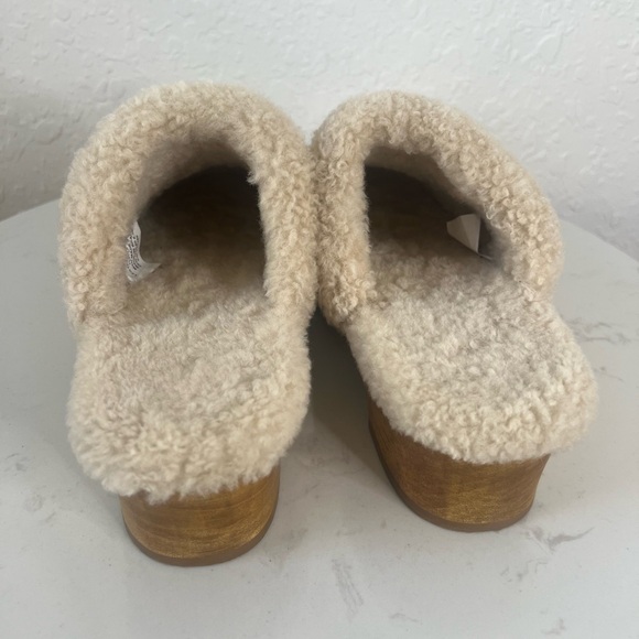 NWOB Tory Burch Suede Clogs Mules size 6.5 - Picture 10 of 12